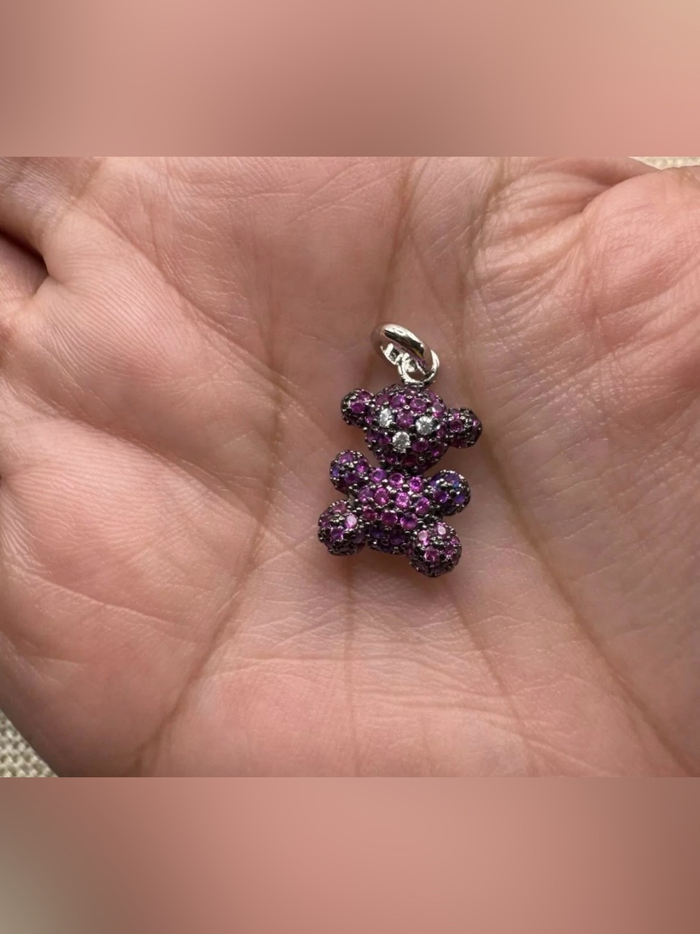 Christmas2009 discontinued Sparkling fushia Crystal Teddy Bear Pendant